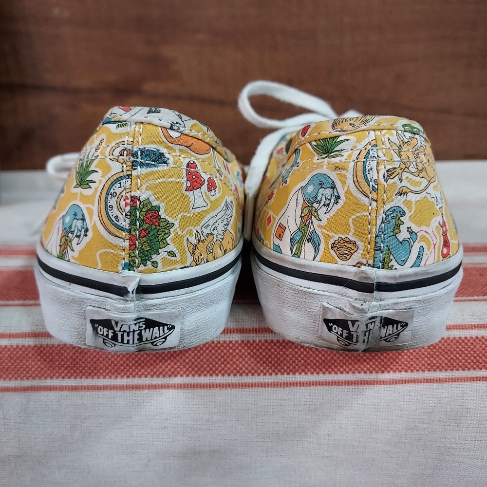 VANS - Picture 6 of 11